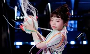 Phương Mỹ Chi hát Lý Bắc Bộ ở 'Sing! Asia'