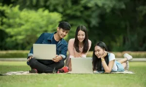 Khó xử giàu, nghèo trong nhóm bạn Khó xử giàu, nghèo trong nhóm bạn