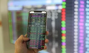 VN-Index giằng co mạnh sau tin nâng hạng