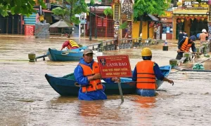 Huế - Quảng Ngãi mưa trên 600 mm, lũ vượt mức lịch sử