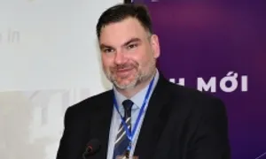 'Người dân không mua, thuê nổi nhà là bài học của các siêu đô thị'